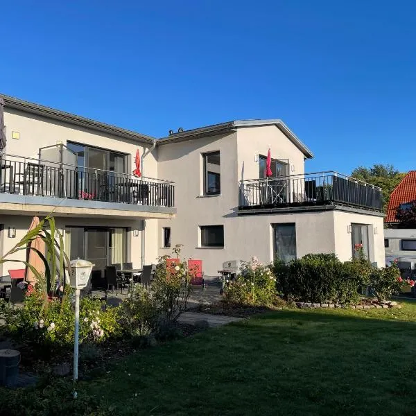 Ferienwohnung Ostseeblick am Breitling Whg 5，位于Malchow的酒店