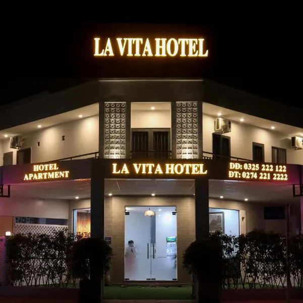 La Vita Hotel，位于Ấp Bàu Bàng的酒店