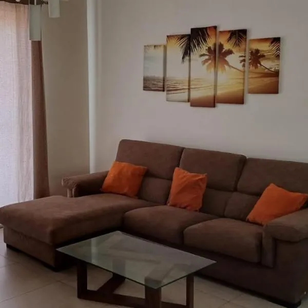 Cozy Private room in apartment in Ħal Safi, Malta，位于Safi的酒店