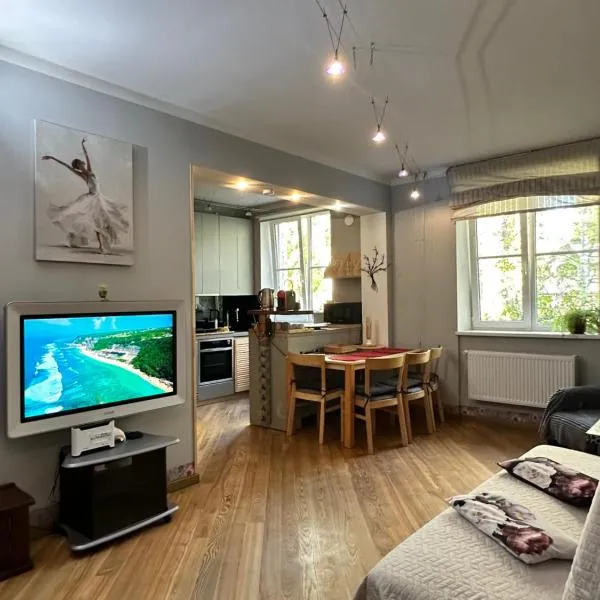 Andrea Apartamenti，位于尤尔马拉的酒店