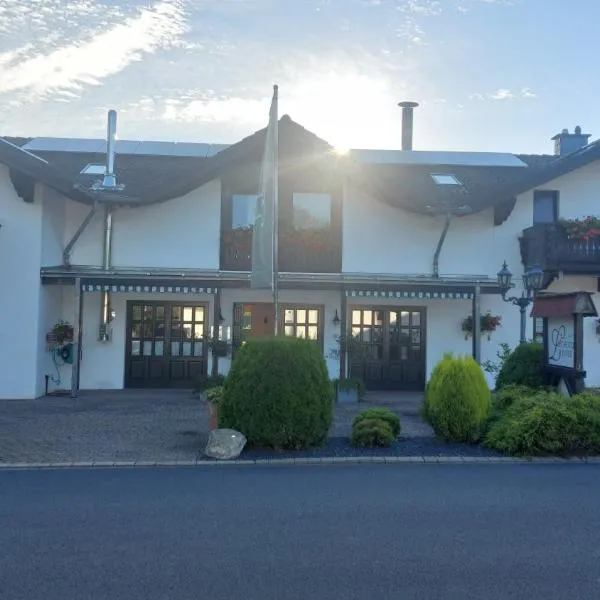 林登维尼可腾斯兰德酒店，位于下克吕希滕的酒店