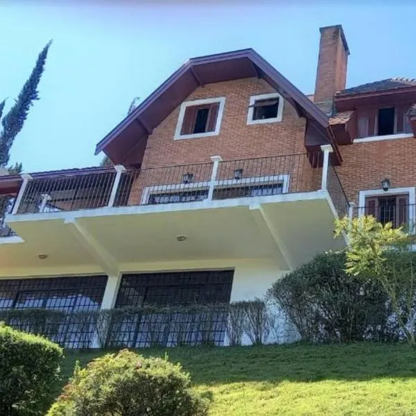 Casa e Vista privilegiadas no Alto do Capivari，位于坎波斯杜若尔当的酒店