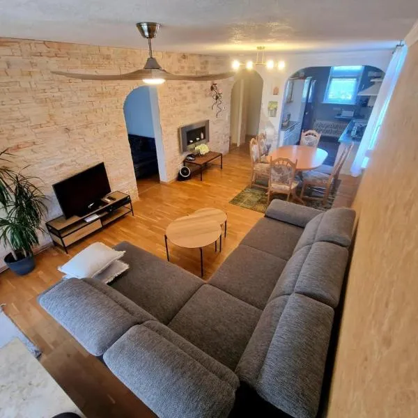 Am Gifizsee 3 Zim Apartment für Familien，位于奥芬堡的酒店