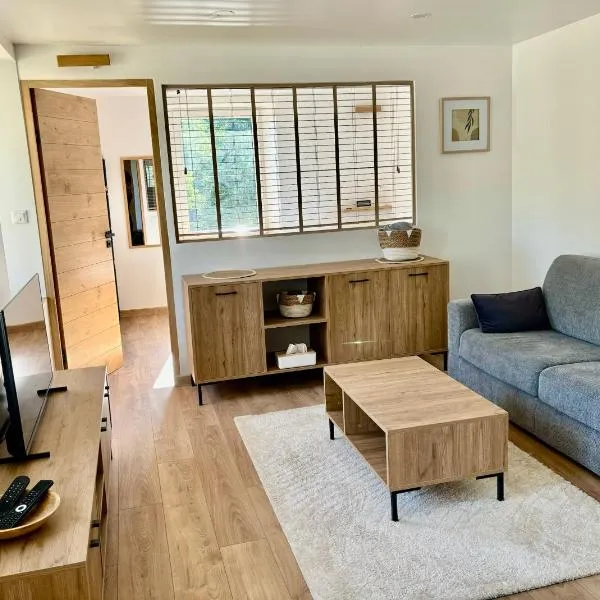 Appartement neuf 2 pièces 43m2 "Les Cimes"，位于La Chaux Neuve的酒店