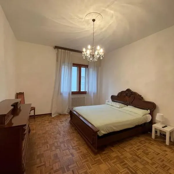 Appartamento in centro storico，位于皮奥韦迪萨科的酒店