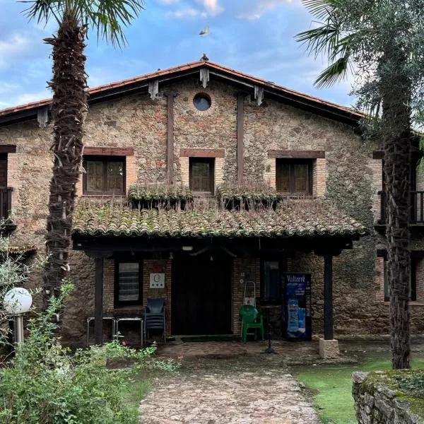 LA CASONA，位于Tejeda de Tiétar的酒店