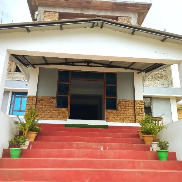 Sunset View Guest House，位于乞拉朋齐的酒店