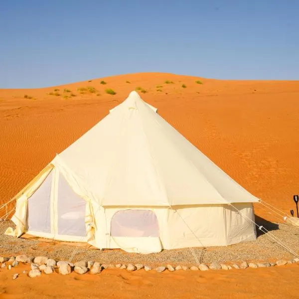 Starlit sands privet camp，位于Ḩawīyah的酒店