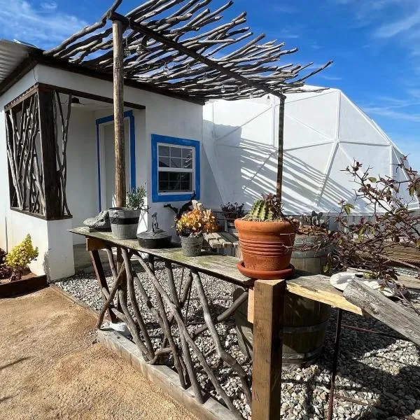 Santerra, Valle de Guadalupe,位于瓜达鲁佩镇的酒店