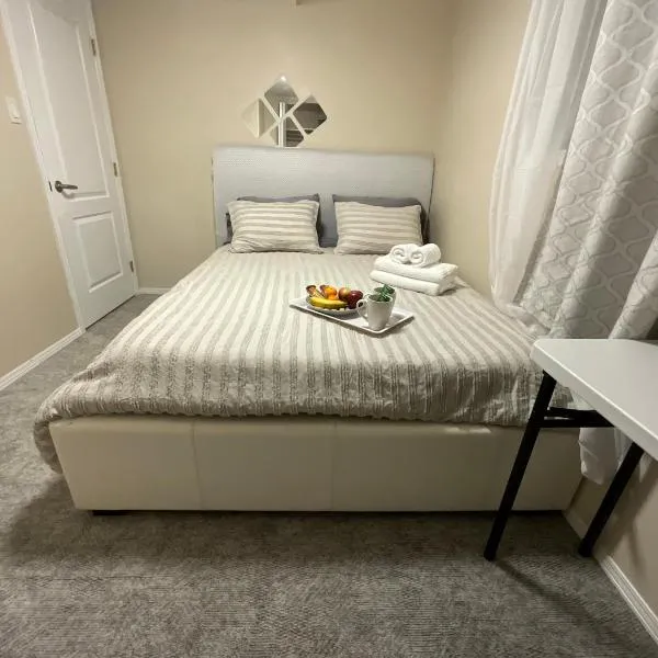 Cozy Comfort rooms in Nanaimo，位于Lantzville的酒店