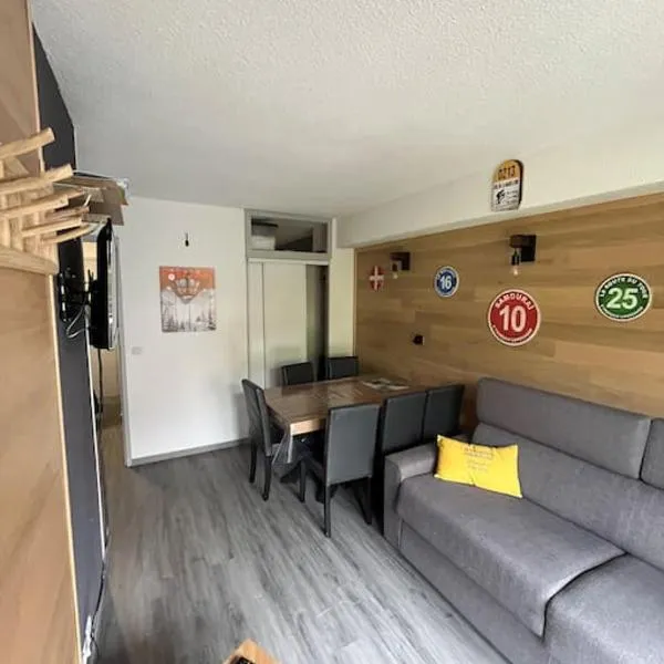 Appartement au pied des pistes，位于圣费朗索瓦-隆尚的酒店