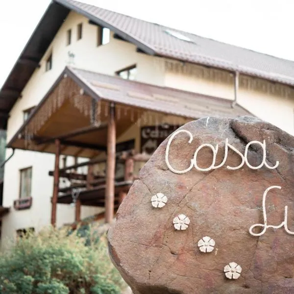 Pensiunea Casa Luș,位于瓦特拉多尔内的酒店