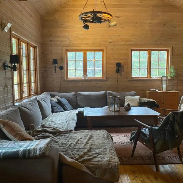 Traditionale Norwegian mountain cabin Passebekk Skrim Karibu no water connection，位于康斯博的酒店