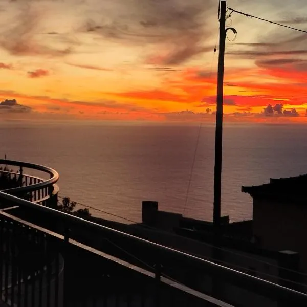 Beautiful View 3 Arco da Calheta - Ilha da Madeira，位于阿科达卡列塔的酒店