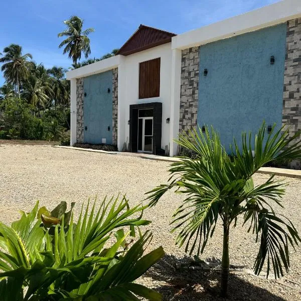 Sunrise ApartaHotel，位于El Manguito的酒店