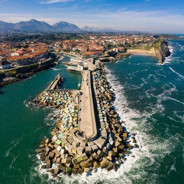 Playa La Guia Apartamento，位于利亚内斯的酒店