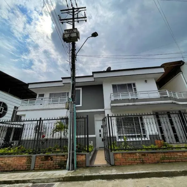 Casa Patio Bonito - Los Prados，位于莫科阿的酒店