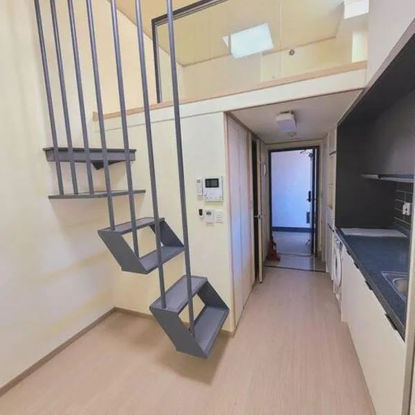 Pentry house Double-decker pentry-structured house 6min walk from Suyu Station line4，位于首尔的酒店