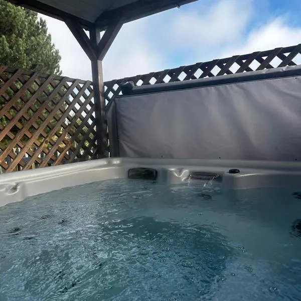 Lakeview Lodges At Makins Fishery，位于Bramcote的酒店