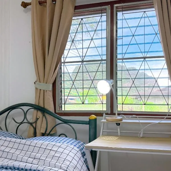 Ao Luek Hometel - Whole House Accommodation，位于Ao Luk的酒店