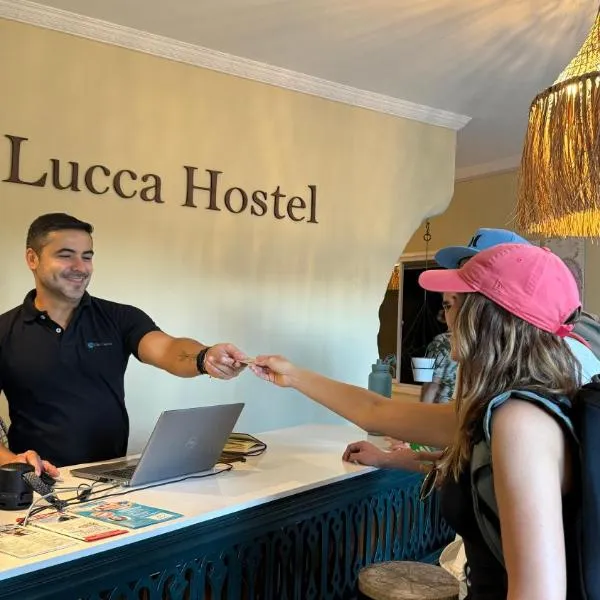 Lucca Hostel Medellín，位于麦德林的酒店