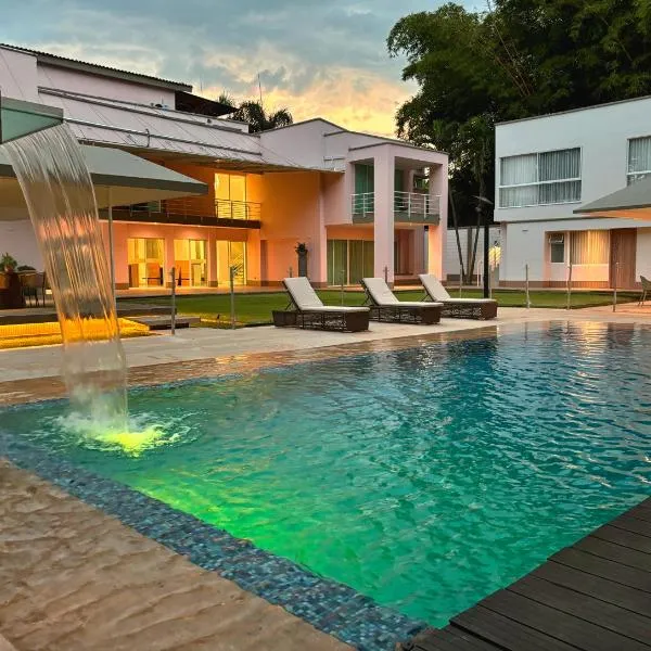Casa Aurora Luxury Hotel，位于卡利的酒店