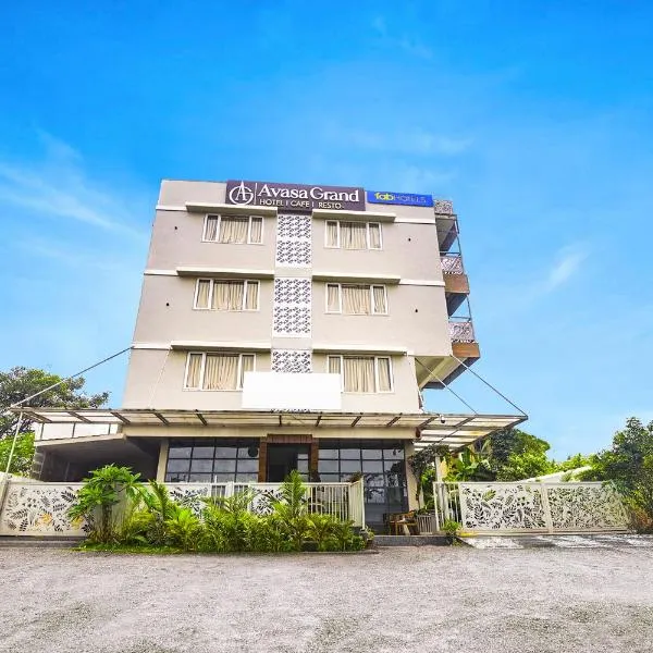 FabHotel Avasa Grand - Nr Big Daddy Casino，位于果阿旧城的酒店
