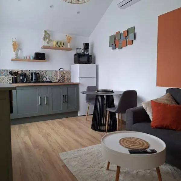 Charmante maisonnette équipée，位于Caudebec-lès-Elbeuf的酒店