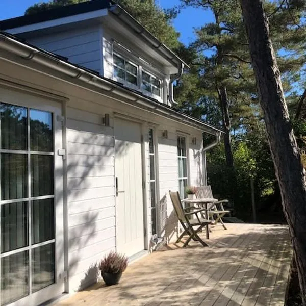 Enjoy nature in silence，位于Ljungen的酒店