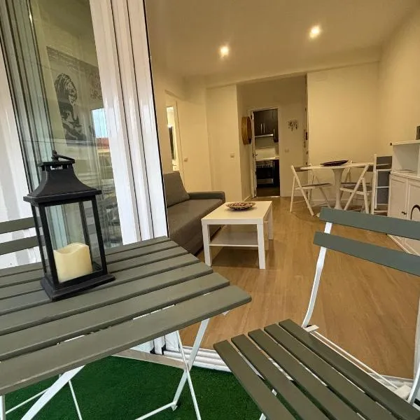 Espacioso Apartamento Familiar con terraza en Aranjuez - Confort, Tranquilidad y Netflix Incluido，位于Titulcia的酒店