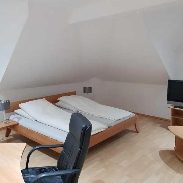 Zimmer in wundervoller Stadtvilla，位于莱尔特的酒店