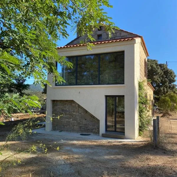 Maison cantonnière，位于萨尔泰纳的酒店
