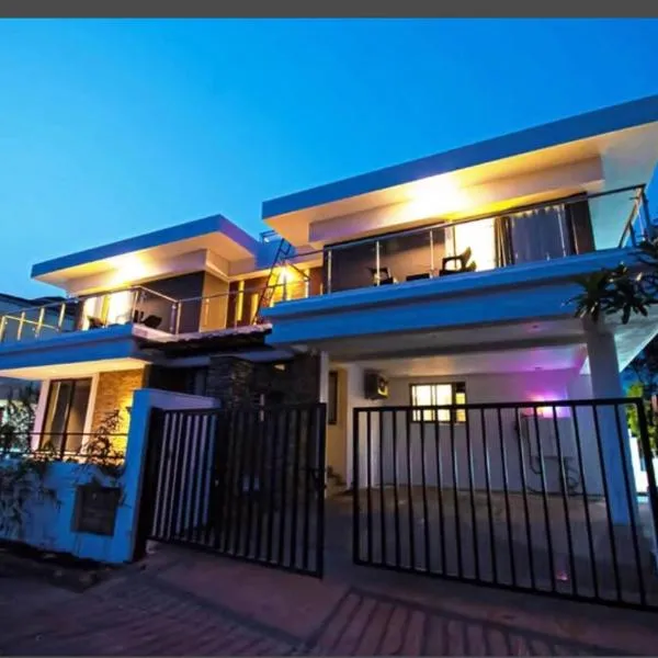 Woods by Mizzle Exotica Premium Villas，位于罗纳瓦拉的酒店