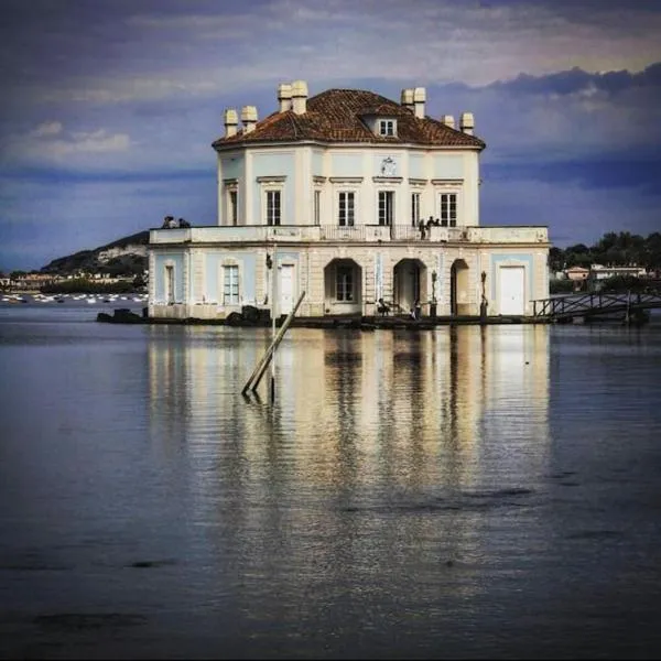 Affitti brevi AeG CasinaVanvitelliana，位于巴科利的酒店