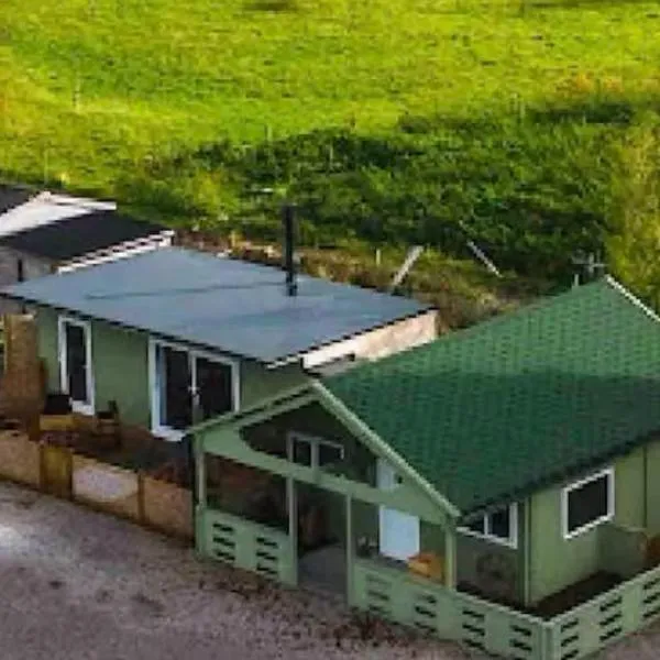 Fearless Fox Lodge，位于Altham的酒店