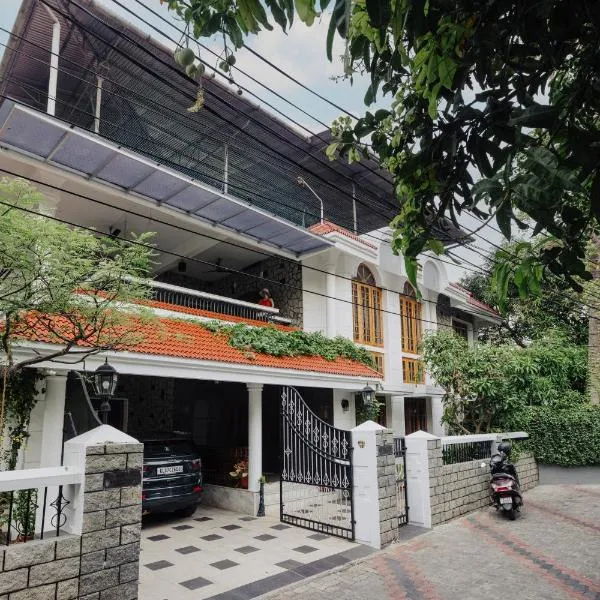 The Nook Home，位于埃尔讷古勒姆的酒店