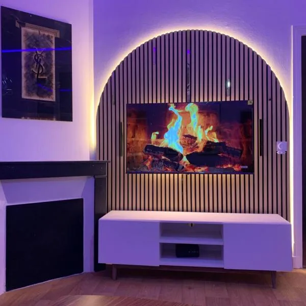 Appartement Cosy et Kaliente，位于拉库尔讷夫的酒店