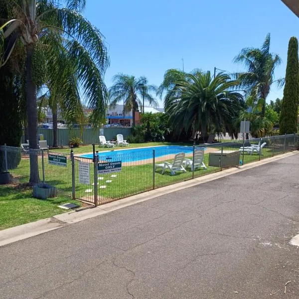 Billabong Motel，位于冈尼达的酒店