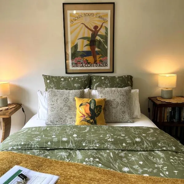 Gully hideaway apartment，位于汉密尔顿的酒店