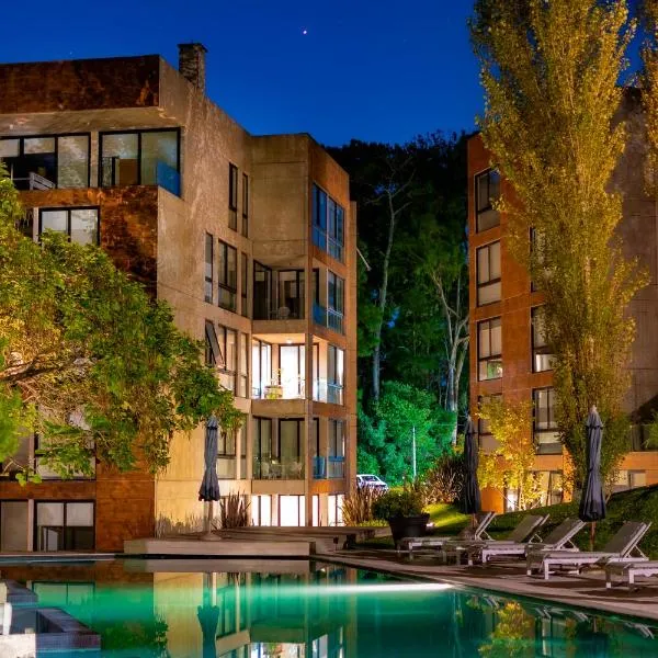 Be House Suites & Spa，位于埃斯特角城的酒店