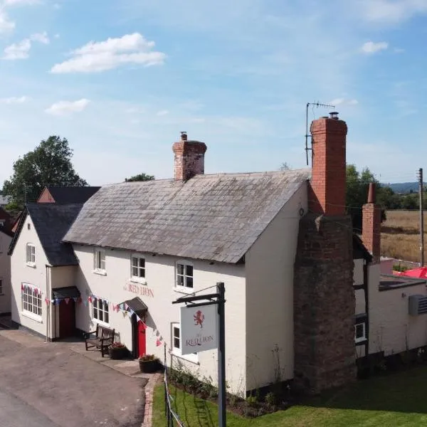 The Red Lion, Madley，位于Pandy的酒店