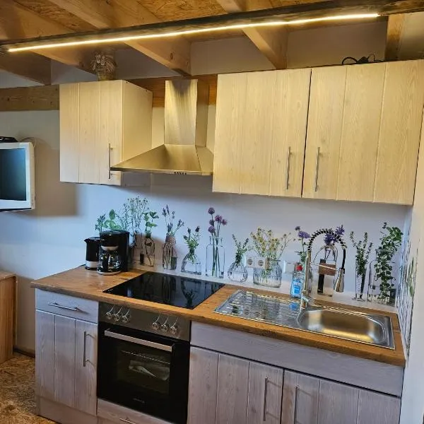 Unterkunft , Ferienwohnung auf dem Land, Monteurswohnung，位于卡门茨的酒店