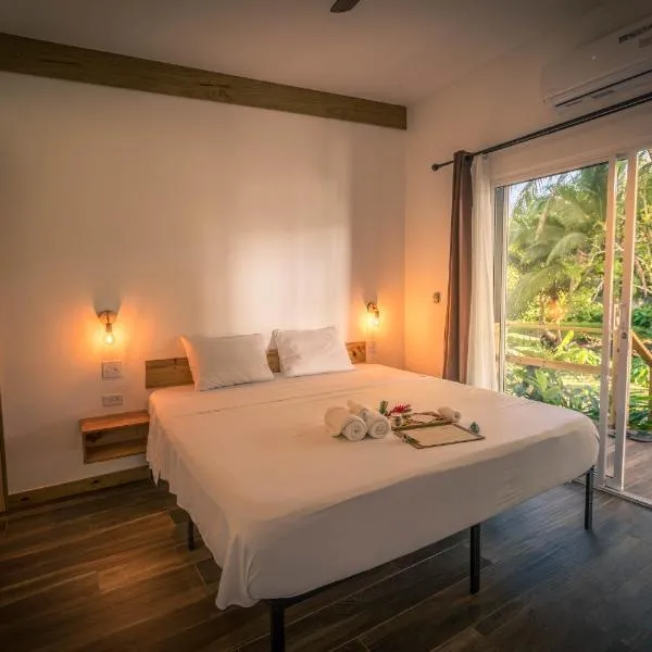 Somewhere，位于博卡斯德尔托罗的酒店