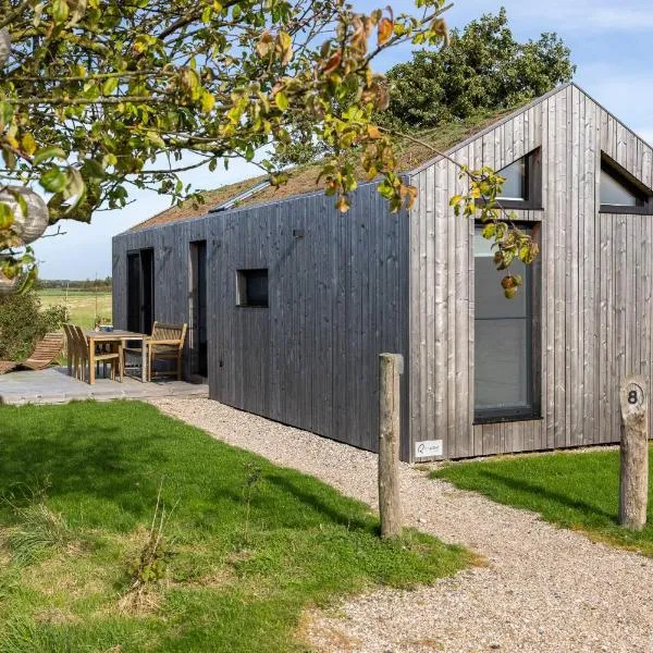 Hello Zeeland - Zeeuwse Liefde Tiny House 8，位于韦斯特卡佩勒的酒店
