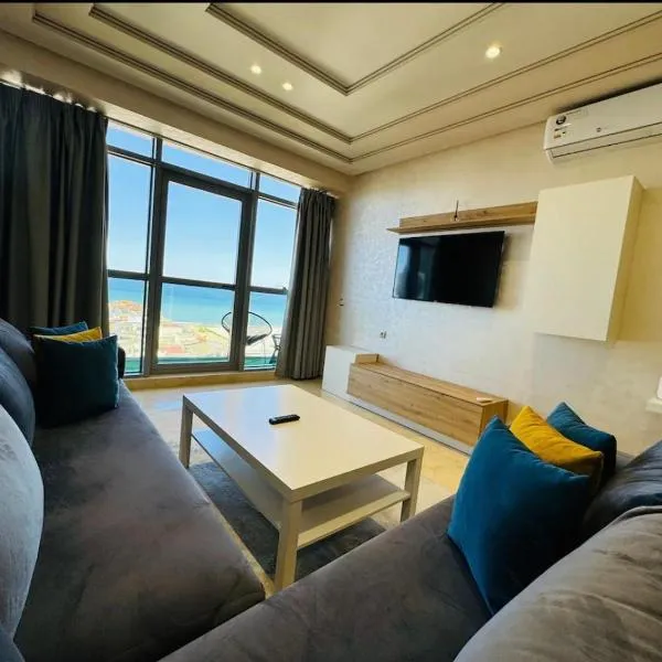 Seafront 2 Bedrooms flat，位于丹吉尔的酒店