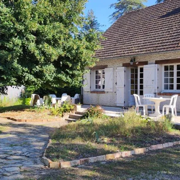Bienvenue chez Choupette II，位于Souesmes的酒店