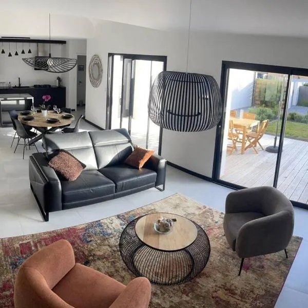 Maison moderne à Belz，位于贝尔兹的酒店