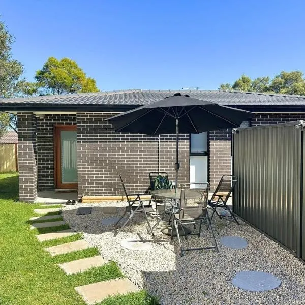 Granny Guest House Sydney Blue Mountain，位于Kingswood的酒店