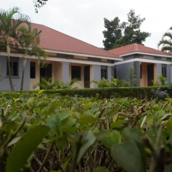 Kamfart Safari Lodge，位于金贾的酒店