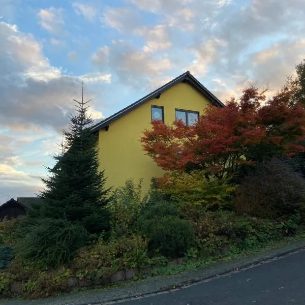 Zauber-Appartment，位于Krombach的酒店